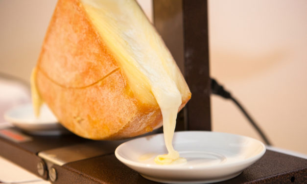 Tout ce que vous devez savoir sur le fromage à raclette français